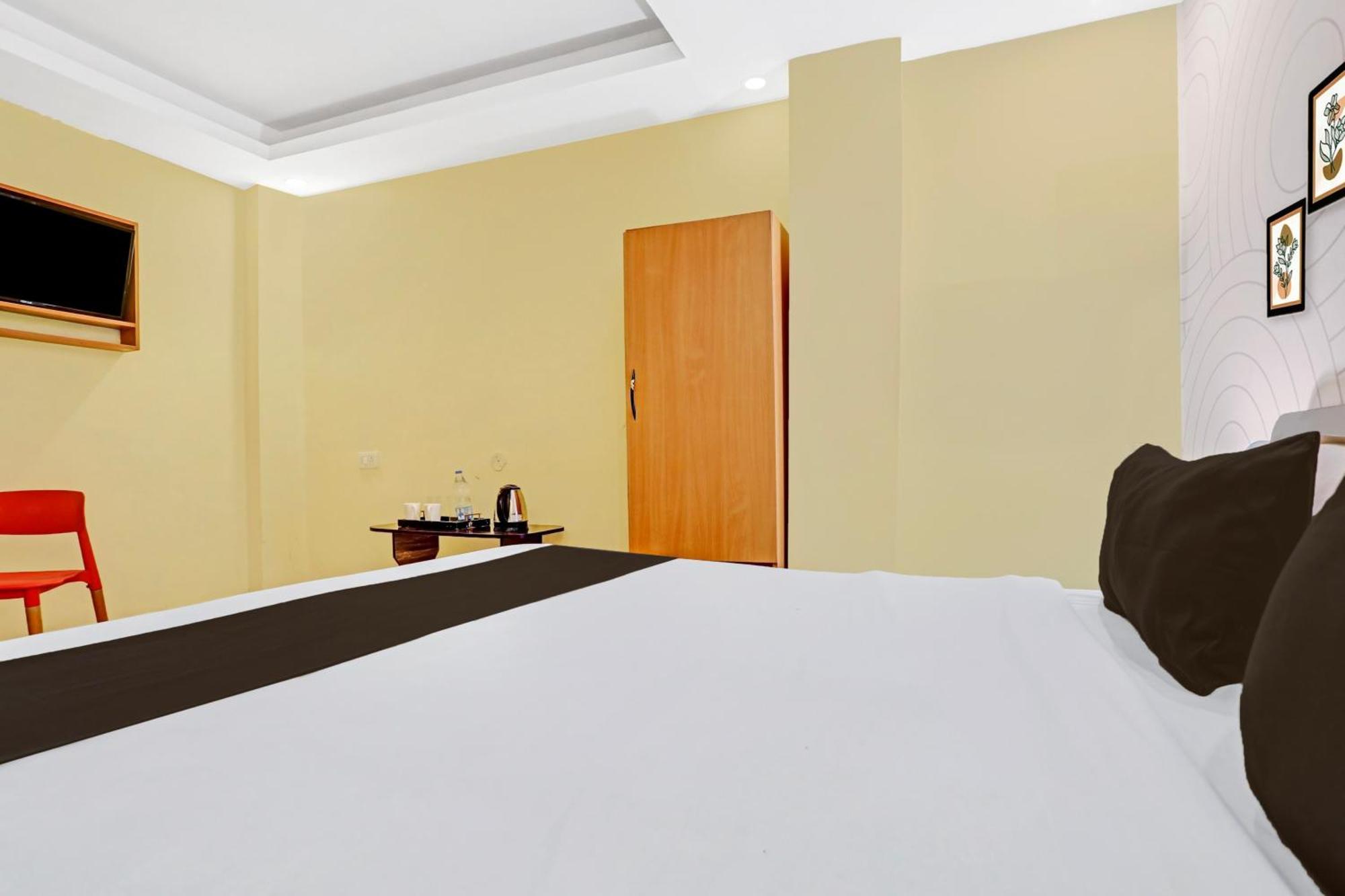 Super Hotel O Phulwarisharif Near Aiims Khagaul Exteriör bild